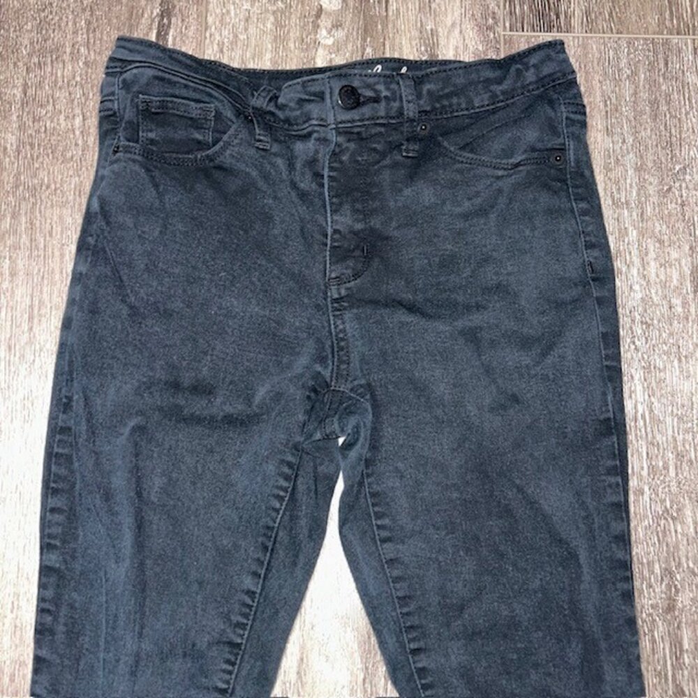 Universal Thread High Rise Black Jeans Women's Size 2/26S Denim Pants - Picture 2 of 6